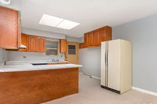 10448 W Cermak Rd, Westchester, IL 60154 - Photo 4