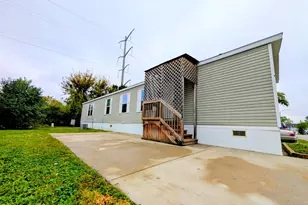 788 Maple Ln, Justice, IL 60458 - Photo 2