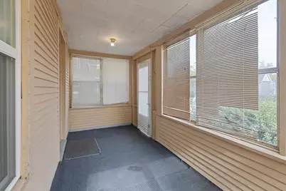 710 S Martin Luther King Jr Avenue, Waukegan, IL 60085 - Photo 10