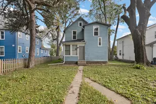 710 S Martin Luther King Jr Ave, Waukegan, IL 60085 - Photo 4