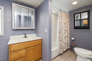 9827 Melvina Ave, Oak Lawn, IL 60453 - Photo 8