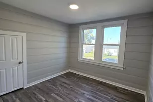 15131 Winchester Ave, Harvey, IL 60426 - Photo 8