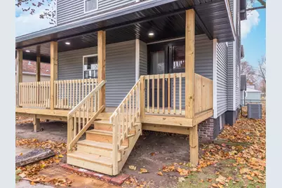 220 W Bennett Street, Pontiac, IL 61764 - Photo 4