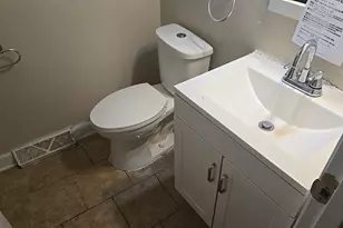 15333 Cherry Ln, Markham, IL 60428 - Photo 12