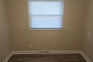 15333 Cherry Ln, Markham, IL 60428 - Photo 14