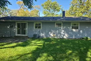 15333 Cherry Ln, Markham, IL 60428 - Photo 4