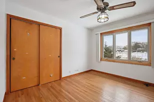 518 E Niagara Ave, Schaumburg, IL 60193 - Photo 10