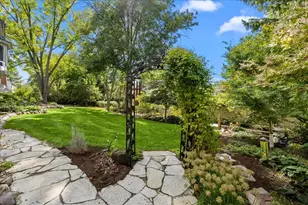 1221 N Loomis St, Naperville, IL 60563 - Photo 40