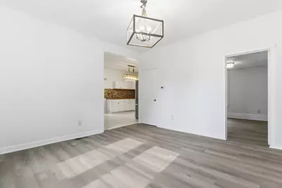 3010 Ezekiel Avenue, Zion, IL 60099 - Photo 4