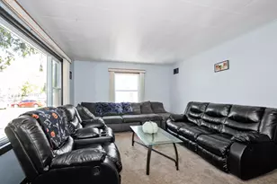 2116 Hanover St, Joliet, IL 60433 - Photo 4