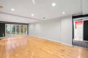 1292 Oak Trail Dr, Libertyville, IL 60048 - Photo 16