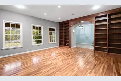 1292 Oak Trail Drive, Libertyville, IL 60048 - Photo 6