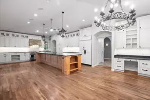 1292 Oak Trail Dr, Libertyville, IL 60048 - Photo 12