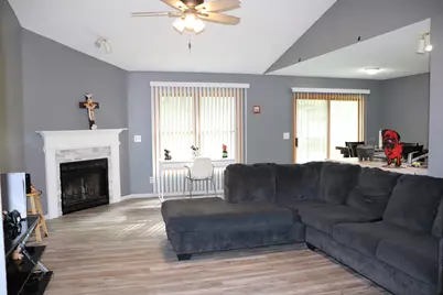 510 Constitution Drive SW, Poplar Grove, IL 61065 - Photo 2