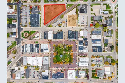 200 E Judd Street, Woodstock, IL 60098 - Photo 32