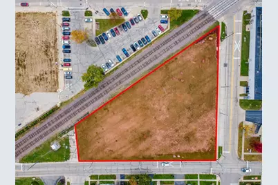 200 E Judd Street, Woodstock, IL 60098 - Photo 6