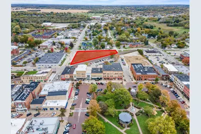 200 E Judd Street, Woodstock, IL 60098 - Photo 24