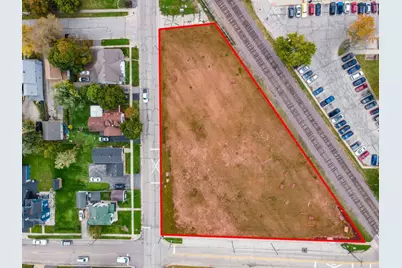 200 E Judd Street, Woodstock, IL 60098 - Photo 4