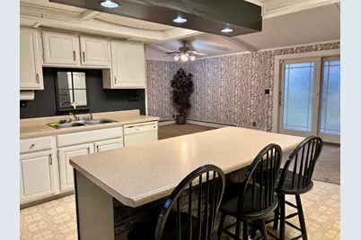 106 Lakeview Drive, Gibson City, IL 60936 - Photo 14