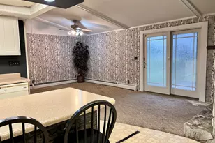 106 Lakeview Dr, Gibson City, IL 60936 - Photo 10