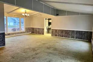 106 Lakeview Dr, Gibson City, IL 60936 - Photo 6