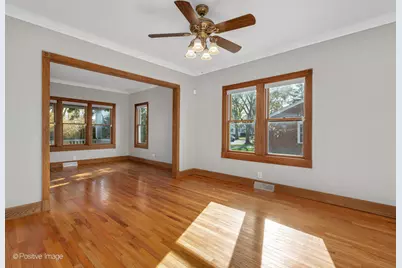 [Address not provided], Westmont, IL 60559 - Photo 6