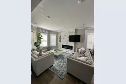 6807 S Calumet Avenue #1, Chicago, IL 60637 - Photo 2