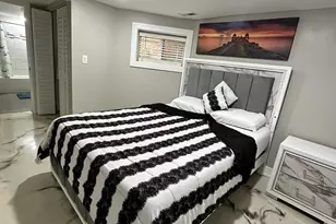 6807 S Calumet Ave, Chicago, IL 60637 - Photo 8