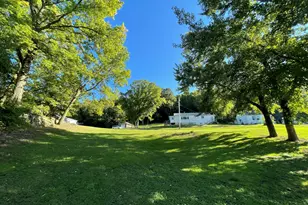 372 N 2629th Rd, Oglesby, IL 61348 - Photo 10