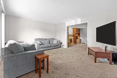 2640 Sioux Court, Rockford, IL 61109 - Photo 8