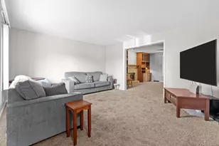 2640 Sioux Ct, Rockford, IL 61109 - Photo 8