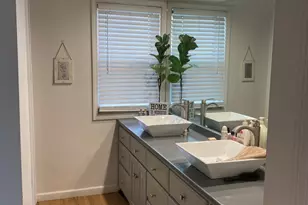 82 N 23rd Rd, Peru, IL 61354 - Photo 8