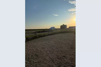 82 N 23rd Road, Peru, IL 61354 - Photo 14