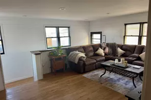 82 N 23rd Rd, Peru, IL 61354 - Photo 6