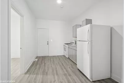 7049 S Damen Avenue, Chicago, IL 60636 - Photo 10