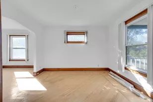 13331 S Commercial Ave, Chicago, IL 60633 - Photo 2