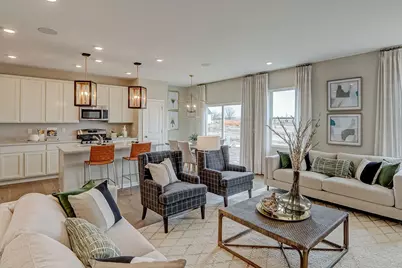 1638 Patterson Avenue, North Aurora, IL 60542 - Photo 6