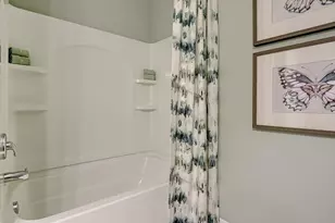 1638 Patterson Ave, North Aurora, IL 60542 - Photo 30