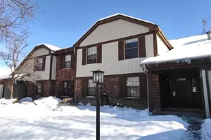 1251 Williamsburg Dr, Schaumburg, IL 60193 - Photo 1