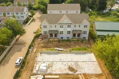 185 Eli Court, Des Plaines, IL 60016 - Photo 2