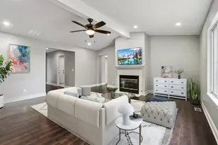 3103 Timberline Dr, Champaign, IL 61822 - Photo 2