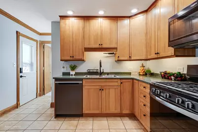 [Address not provided], Streamwood, IL 60107 - Photo 10