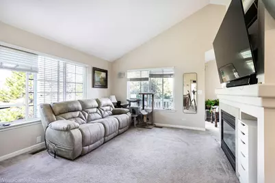 644 S Rosehall Lane #644, Round Lake, IL 60073 - Photo 6