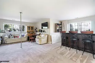 644 S Rosehall Ln, Round Lake, IL 60073 - Photo 18