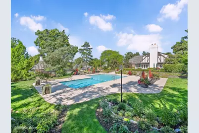 1604 Burr Ridge Club, Burr Ridge, IL 60527 - Photo 44