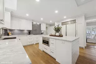 1604 Burr Ridge Club, Burr Ridge, IL 60527 - Photo 12