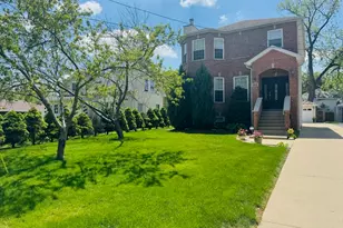 124 Hubbard Ct, Wauconda, IL 60084 - Photo 1