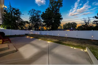 16047 Cambridge Court, Markham, IL 60428 - Photo 14