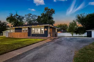 16047 Cambridge Ct, Markham, IL 60428 - Photo 12