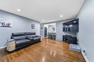 16047 Cambridge Ct, Markham, IL 60428 - Photo 2